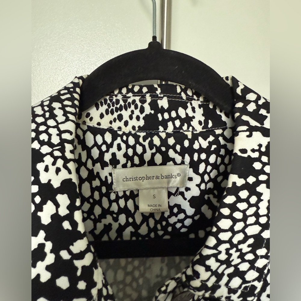 Christopher Banks Button Up Jacket - Picture 4 of 5
